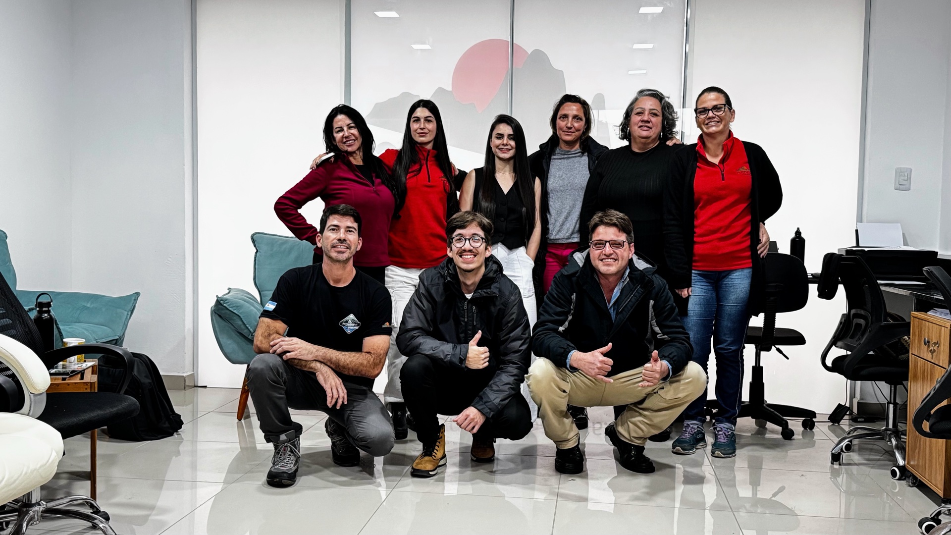 Equipe do escritório da Andes Experience